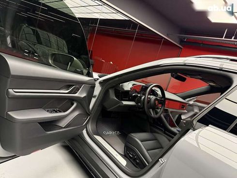 Porsche Taycan Cross Turismo 2023 - фото 24