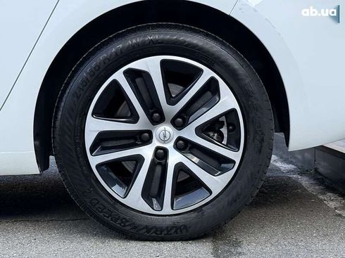 Opel Zafira 2018 - фото 13