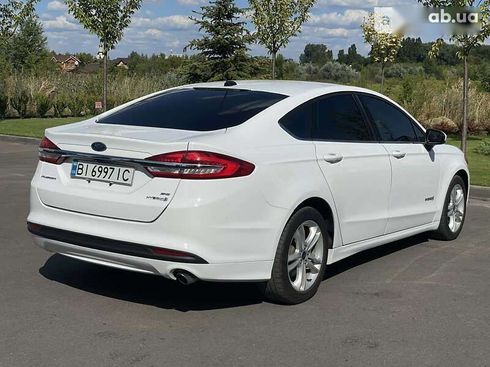 Ford Fusion 2018 - фото 21