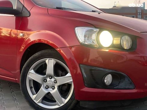 Chevrolet Aveo 2014 - фото 6