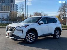Продажа б/у Nissan Rogue 2021 года - купить на Автобазаре