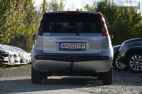 Nissan Note 2006 - фото 9