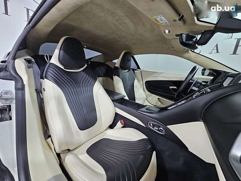 Aston Martin DB11 2018 - фото 6