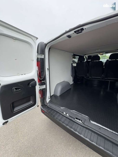 Renault Trafic 2020 - фото 29