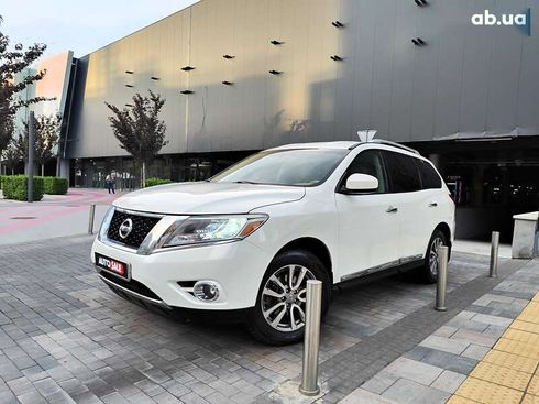 Nissan Pathfinder 2015 - фото 10