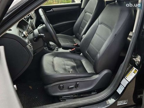 Volkswagen Passat 2015 - фото 9
