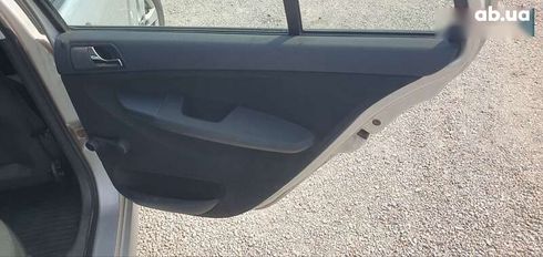 Skoda Fabia 2006 - фото 14