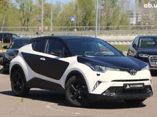 Продажа б/у Toyota C-HR 2017 года в Киеве - купить на Автобазаре