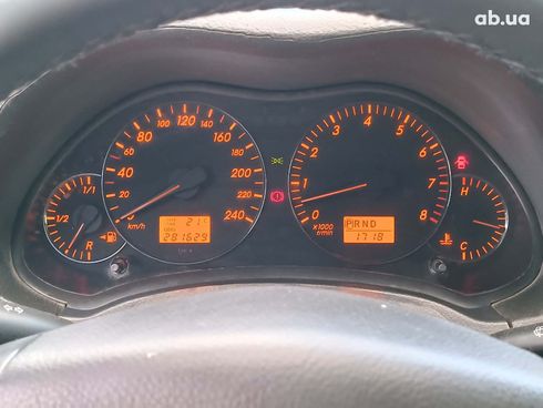 Toyota Avensis 2004 серый - фото 18