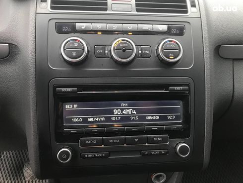 Volkswagen Touran 2013 черный - фото 20