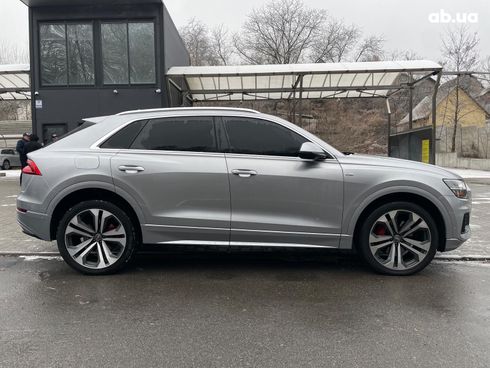 Audi Q8 2019 серый - фото 9