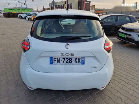 Renault Zoe 2020 - фото 10