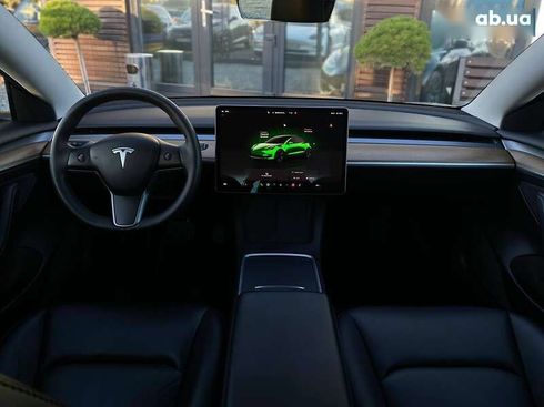 Tesla Model 3 2022 - фото 7