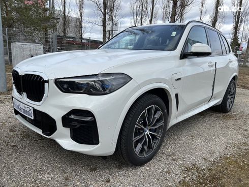 BMW X5 2022 - фото 38