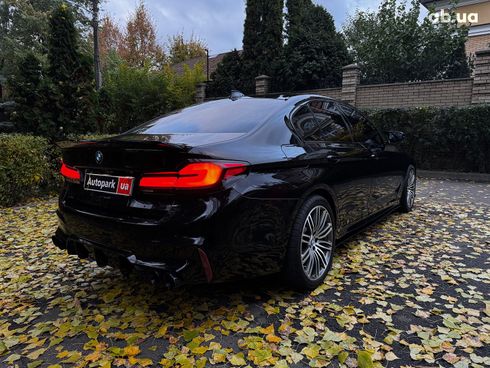 BMW 5 серия 2019 черный - фото 17