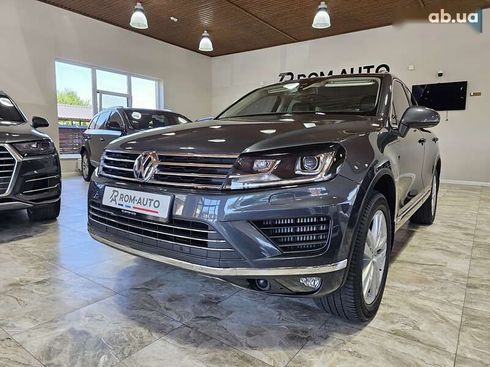 Volkswagen Touareg 2015 - фото 2