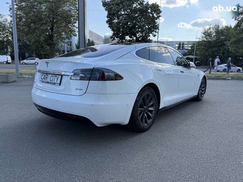 Tesla Model S 2016 - фото 7