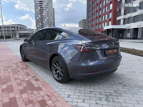 Tesla Model 3 2022 - фото 3