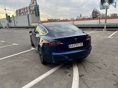 Tesla Model 3 2019 - фото 9