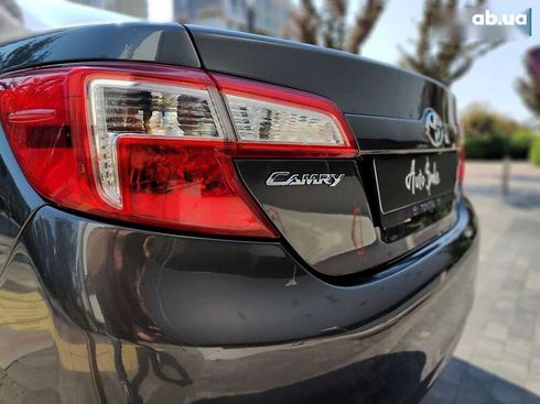 Toyota Camry 2012 - фото 17
