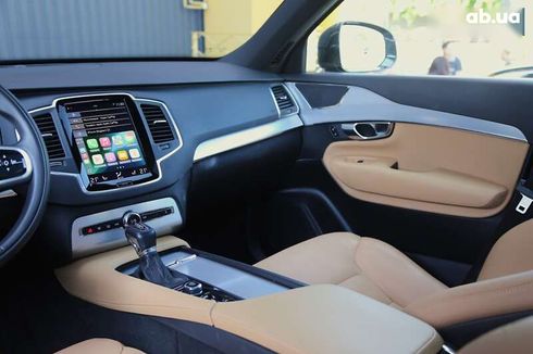 Volvo XC90 2017 - фото 15