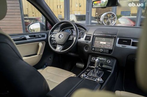 Volkswagen Touareg 2015 - фото 29