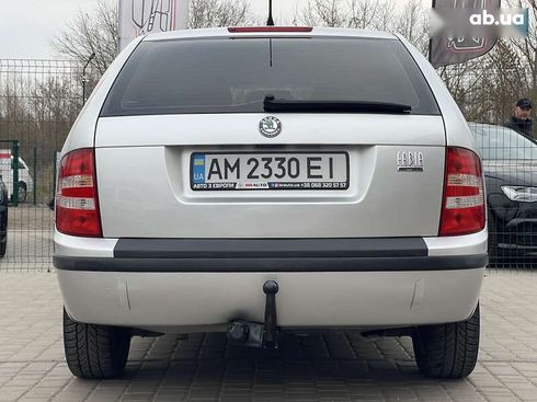 Skoda Fabia 2006 - фото 20