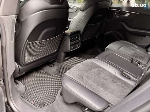 Audi SQ8 2021 - фото 16