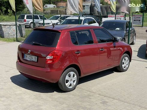 Skoda Fabia 2008 - фото 14