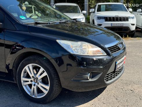 Ford Focus 2010 черный - фото 6