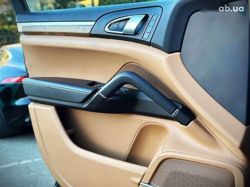 Porsche Cayenne 2016 - фото 25