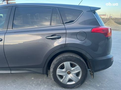 Toyota RAV4 2015 серый - фото 7