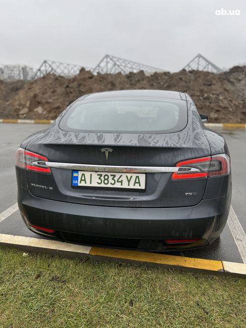 Tesla Model S 2016 серый - фото 5