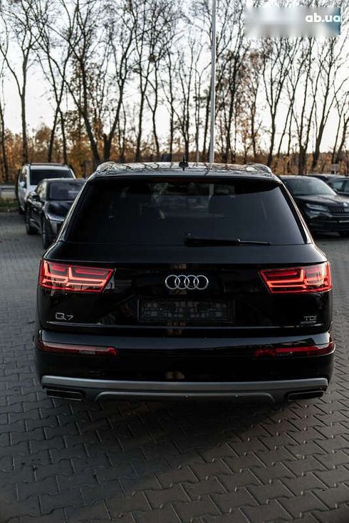 Audi Q7 2017 - фото 10