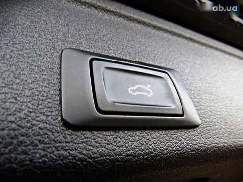 Audi A4 2018 - фото 18