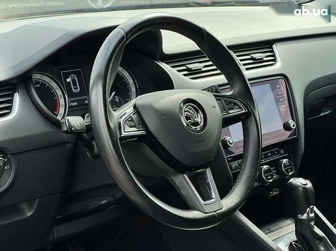 Skoda Octavia 2020 - фото 24