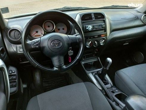 Toyota RAV4 2005 серый - фото 5