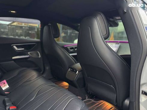 Mercedes-Benz EQE-Класс 2023 - фото 12