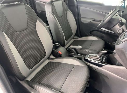 Opel Crossland X 2020 - фото 10