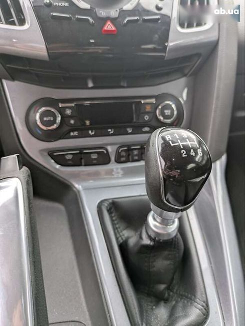 Ford Focus 2011 - фото 13
