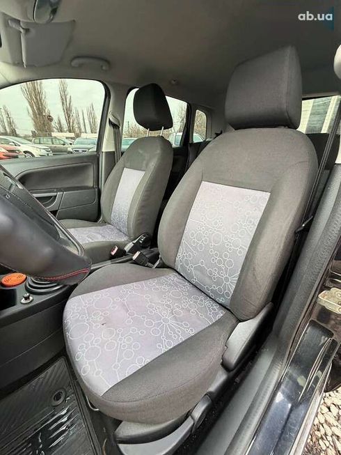 Ford Fiesta 2007 - фото 13