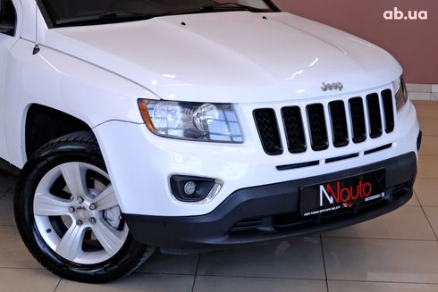 Jeep Compass 2015 белый - фото 3