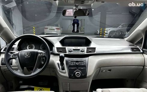 Honda Odyssey 2012 - фото 8