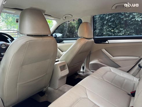 Volkswagen Passat 2012 белый - фото 64