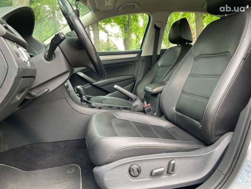 Volkswagen Passat 2014 серый - фото 14