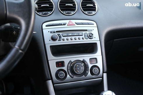 Peugeot 308 2012 - фото 17