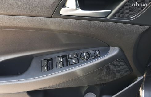Hyundai Tucson 2020 серый - фото 8