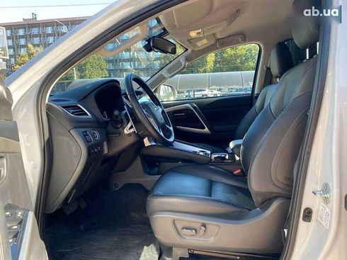 Mitsubishi Pajero Sport 2024 - фото 13