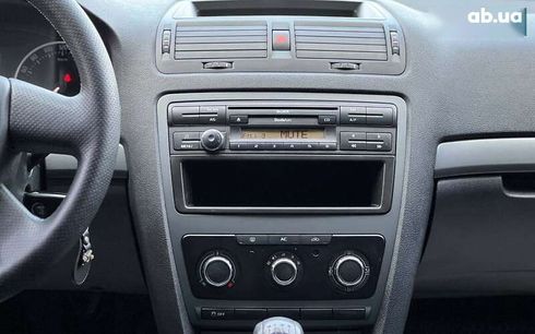Skoda Octavia 2011 - фото 19