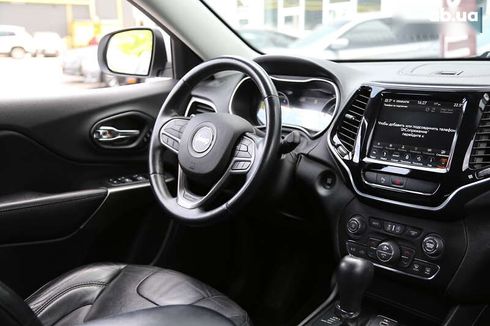 Jeep Cherokee 2019 - фото 13